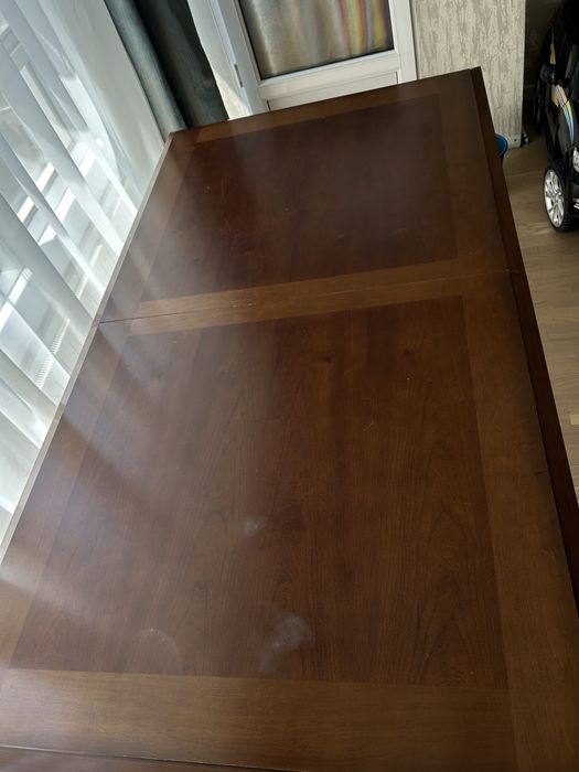 Стол  из дерева