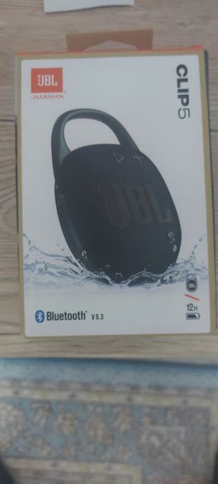 Портативная колонка JBL