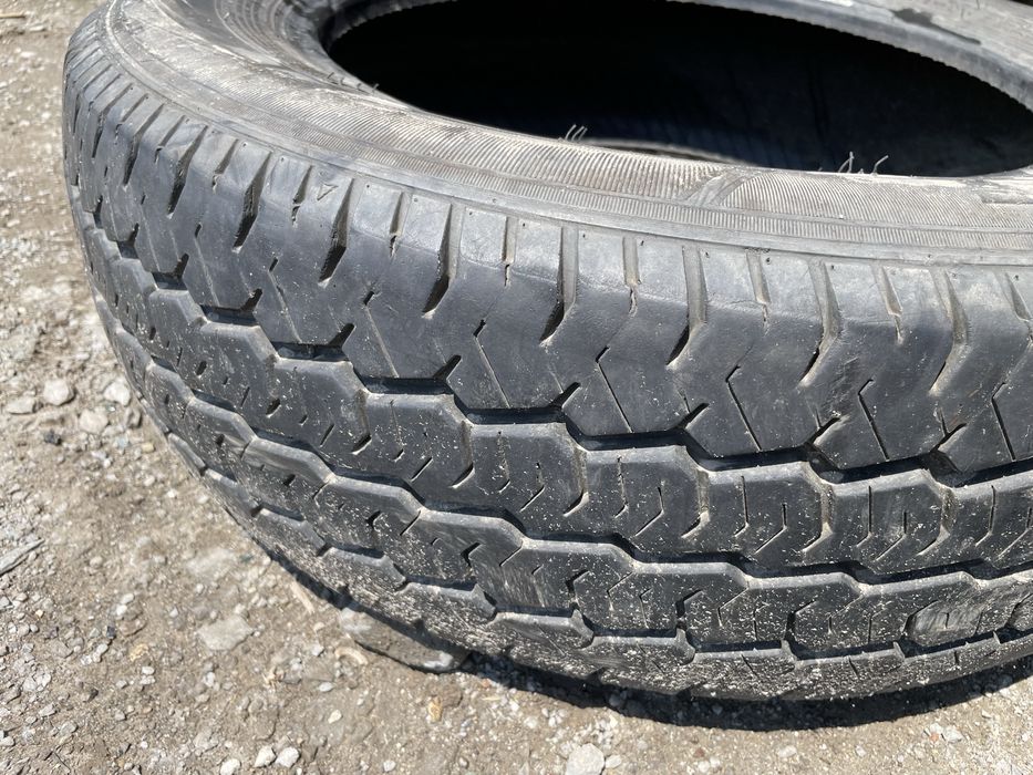 2бр гуми 195/65 R 16 C