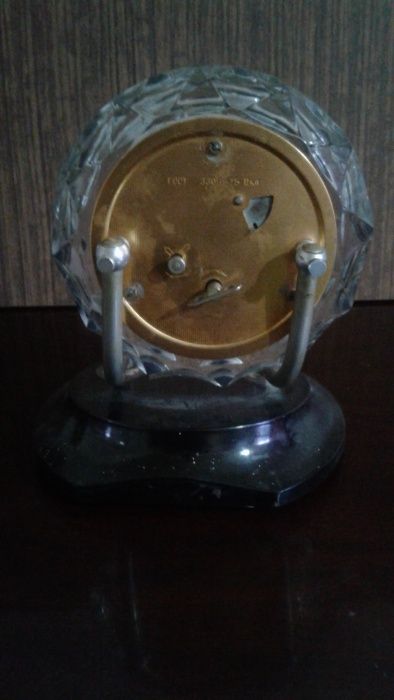 Продаются часы механические " МАЯК" .Работают.В хорошем состоянии.