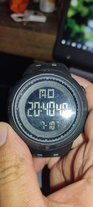 Подарок наручные часы