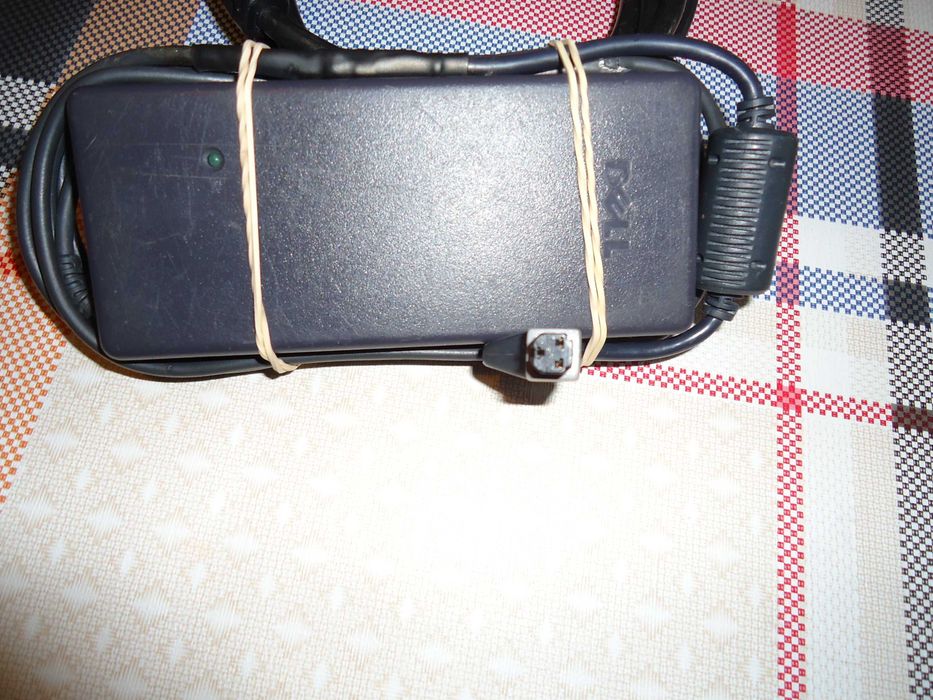 Зарядно за лаптоп Dell