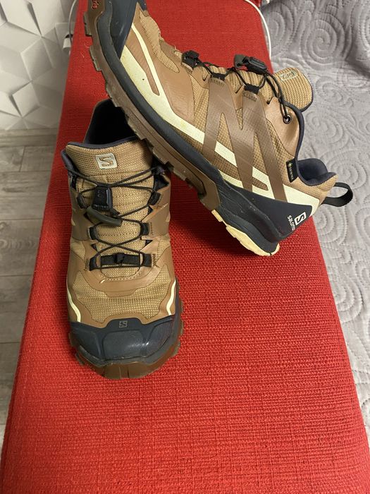 De vanzare adidasi salomon