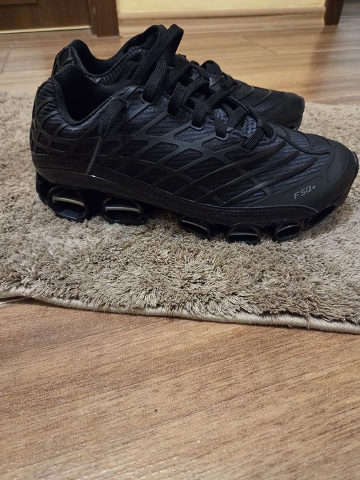Маратонки  Adidas mageride  f50+
