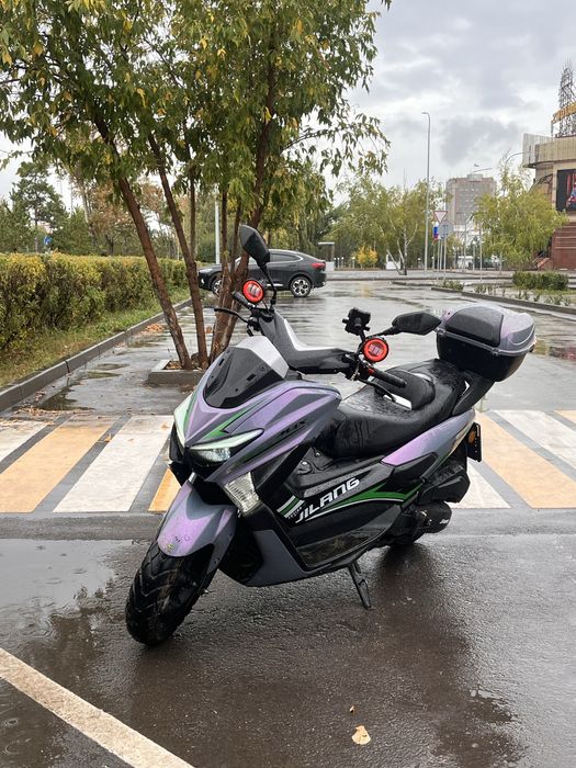 Скутер н макс на учете