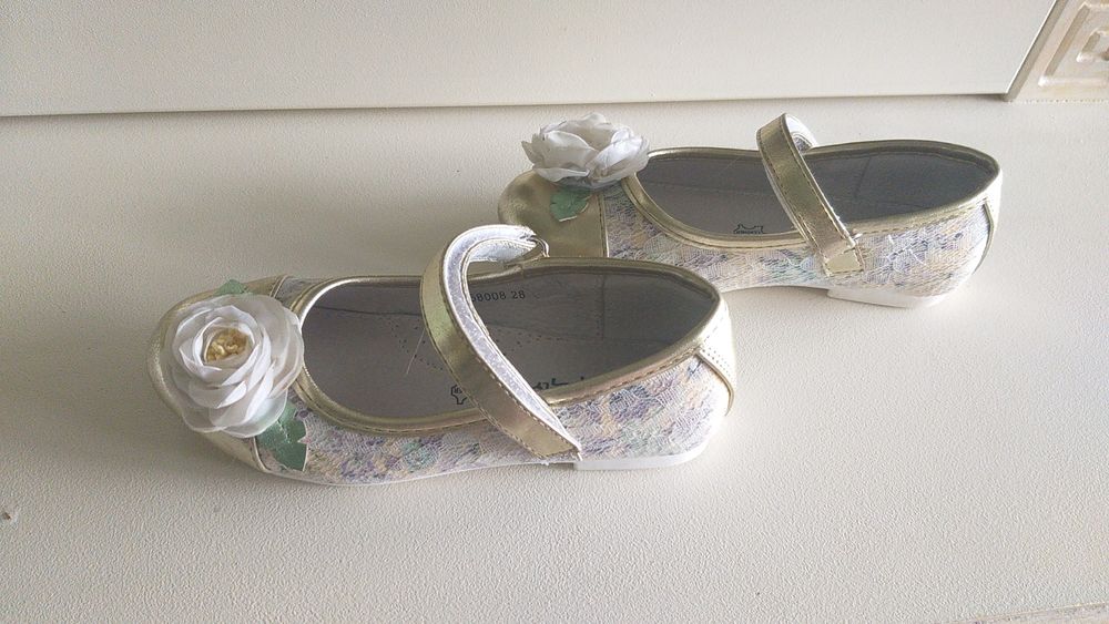 Продам детские вещи для девочки