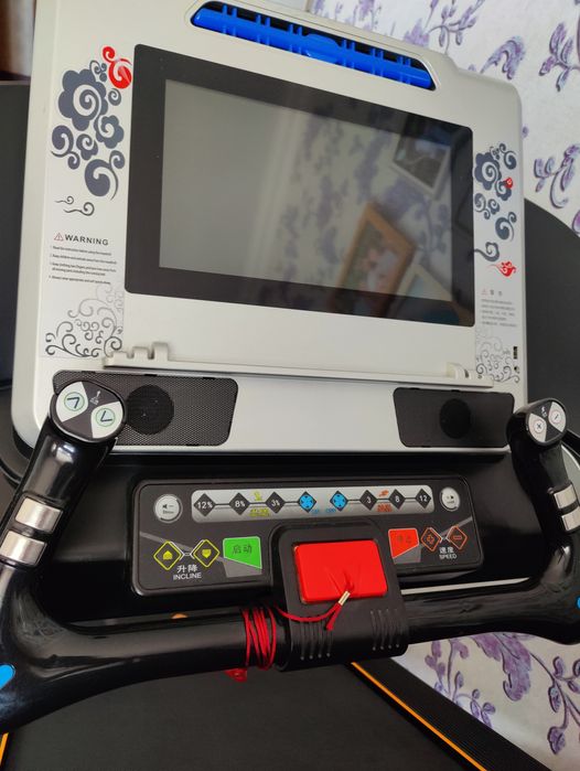 Продам беговую дорожку