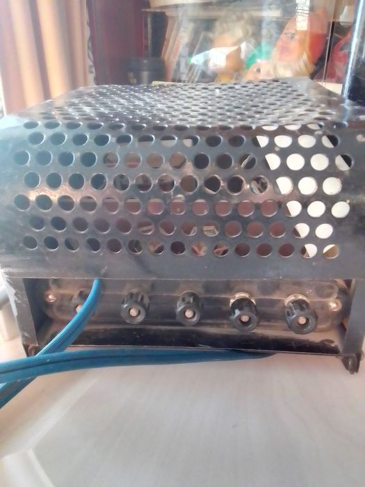 Трансформатор.Ревизионный люк железо.