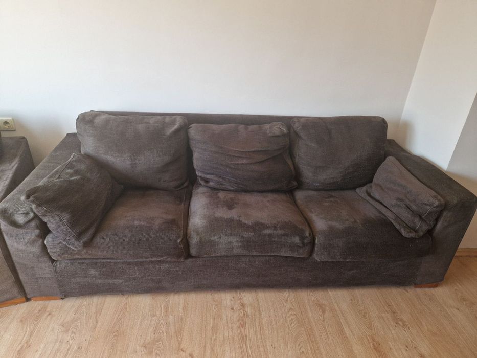 Диван и фотьойл в цвят тъмен шоколад