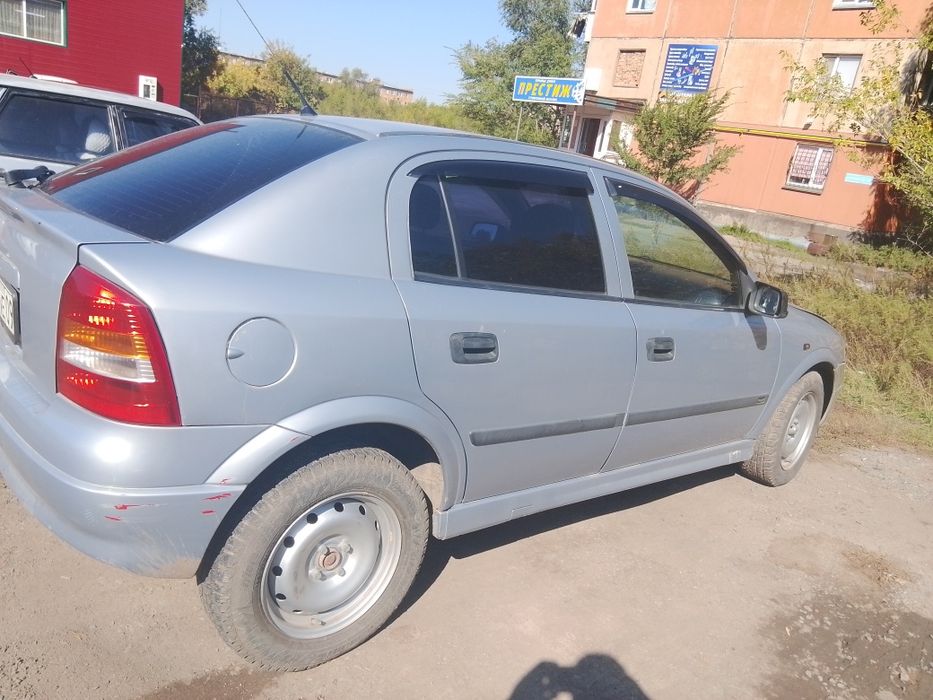 Продам машину Опель астра Джи.