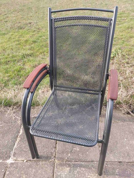 12бр.метални и много квалитетни градински стола