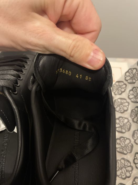 Adidasi alexander mcqueen noi cu eticheta