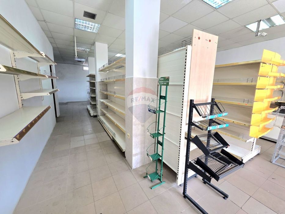 Магазин под наем, Цветен квартал НК4581