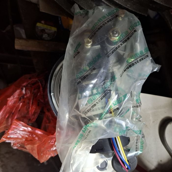 Продам запчасти на автомобиль JAC