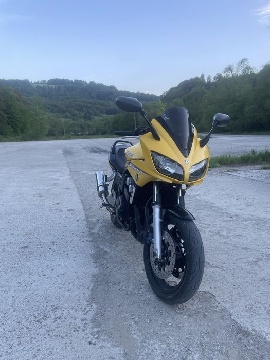 Yamaha FZS 600 Fazer