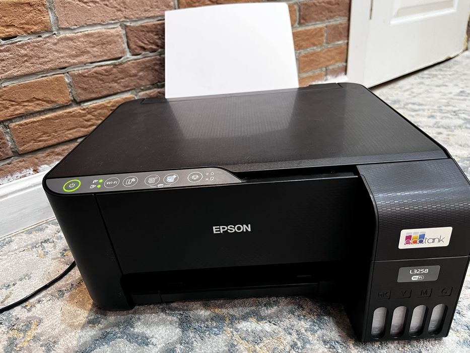 Epson L3258 МФУ Wi-Fi (принтер / сканер / копир)