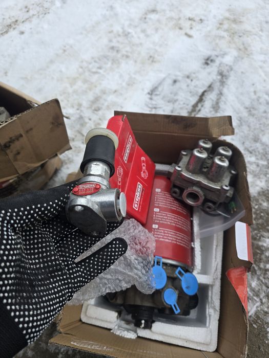 подкач и влагоотделитель на камаз