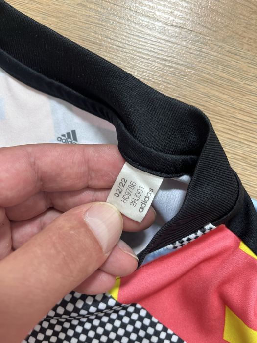 Adidas мъжка тениска размер S-M