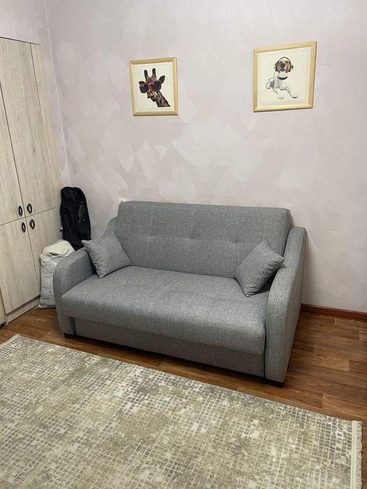 Продам диван прямой