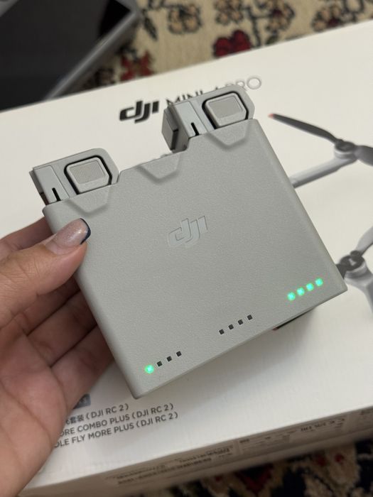 Продается дрон dji mini 4 pro
