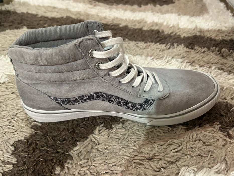 Дамски кецове - Vans