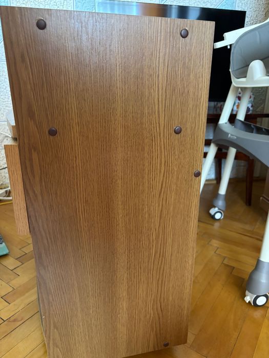 Comodă Tv cu roti, stare bună