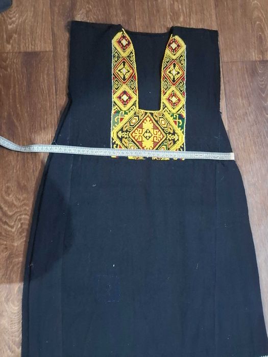 Автентична Тронска Носия