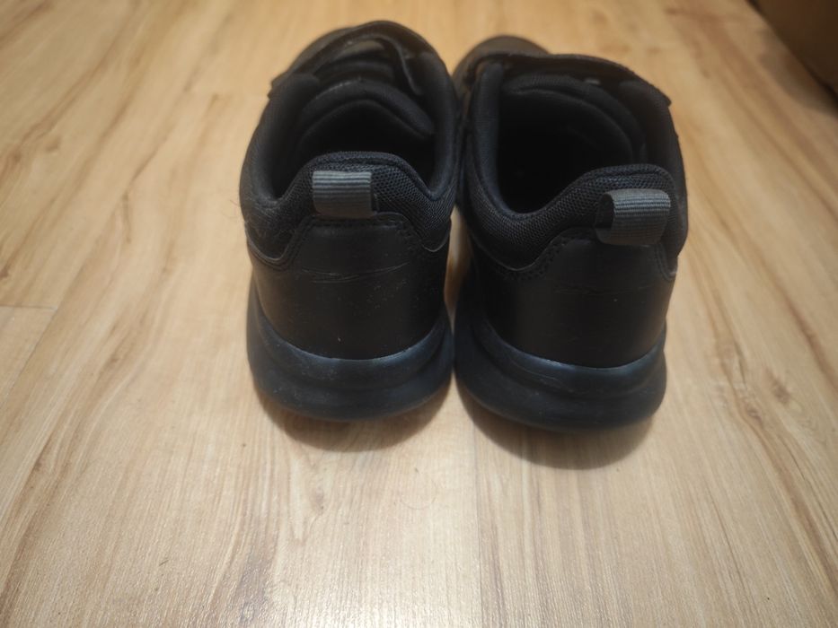 Маратонки sprandi  40 номер - 20 лв.