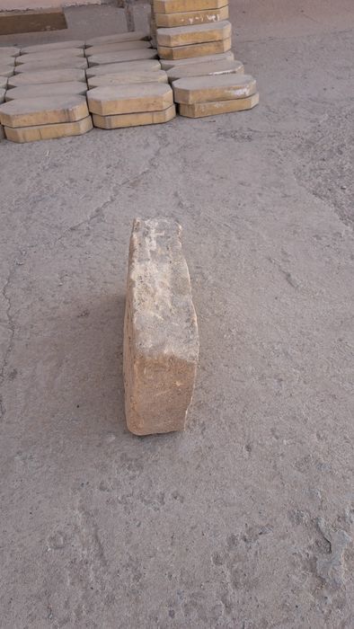 Кам кирпич сатылады