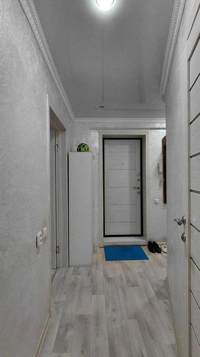 Продам 2 ком квартиру с ремонтом все рядом