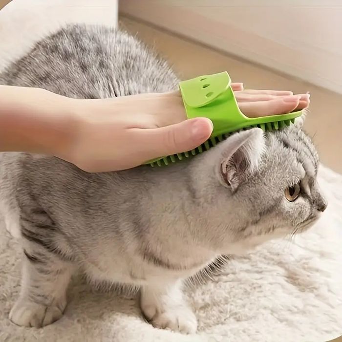 Perie multifuncțională pentru pisici