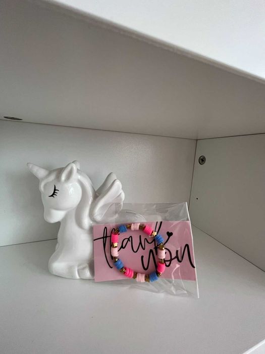 Ръчно изработени гривни