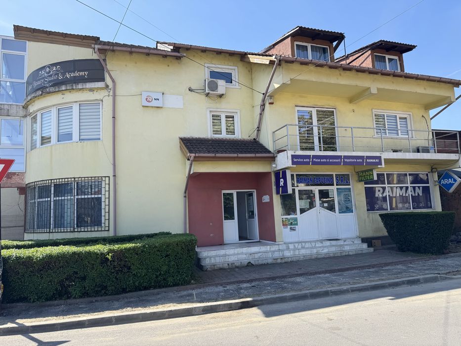 De inchiriat SPATIU COMERCIAL-BIROU