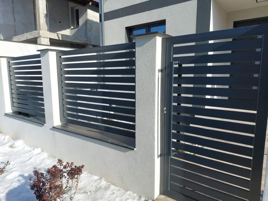 Porti si structuri metalice