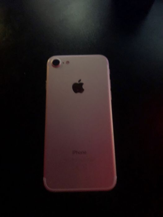 Iphone 7 32gb 75% акб золотой