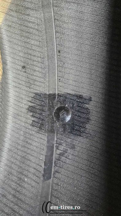 SET 4 Anvelope Iarna 235/45 R18 FULDA Kristall Control HP2 98V