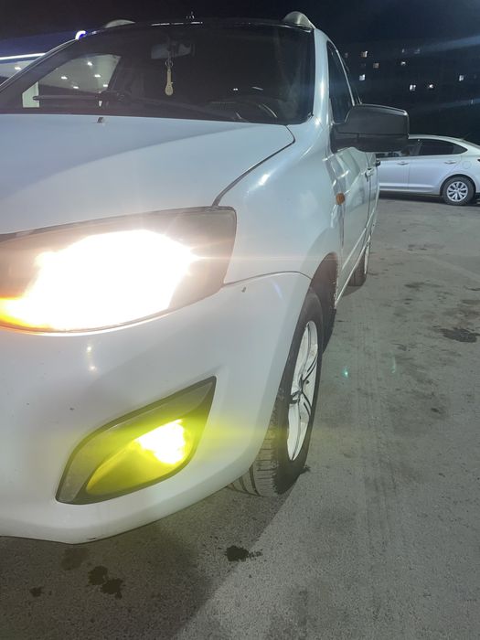 Продаю Калину 2014 года универсал.