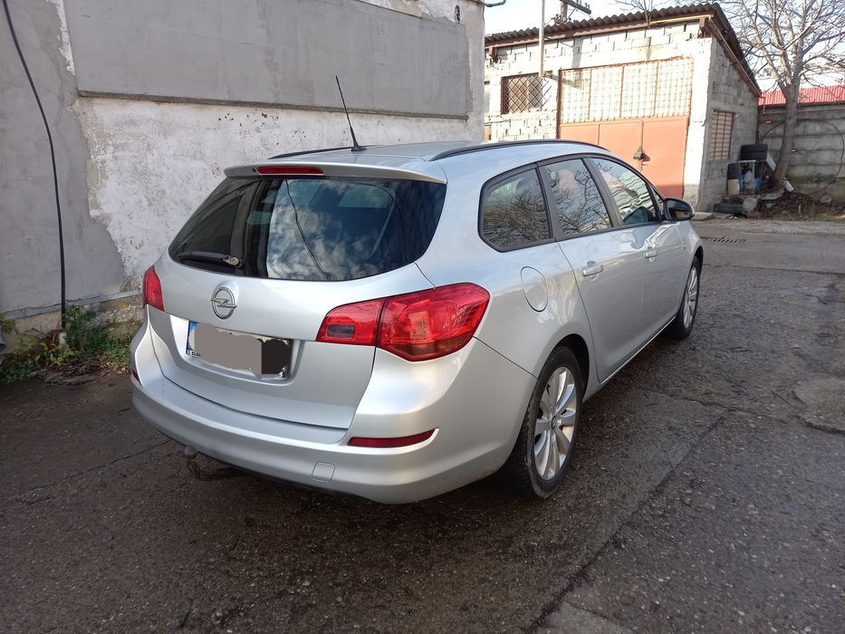 Opel Astra J, 1.7 diesel, 110 CP, Euro 5