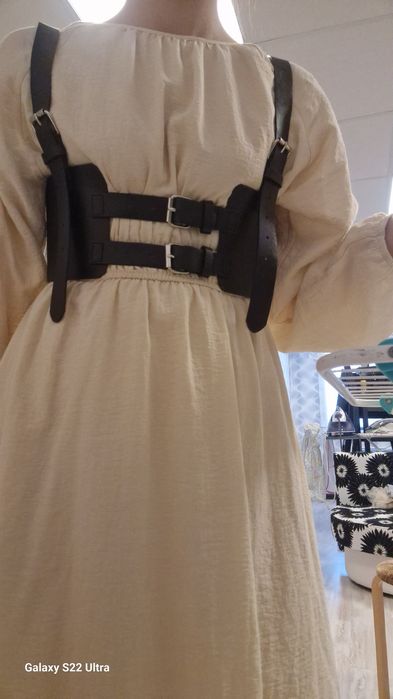 Кожанный корсет.