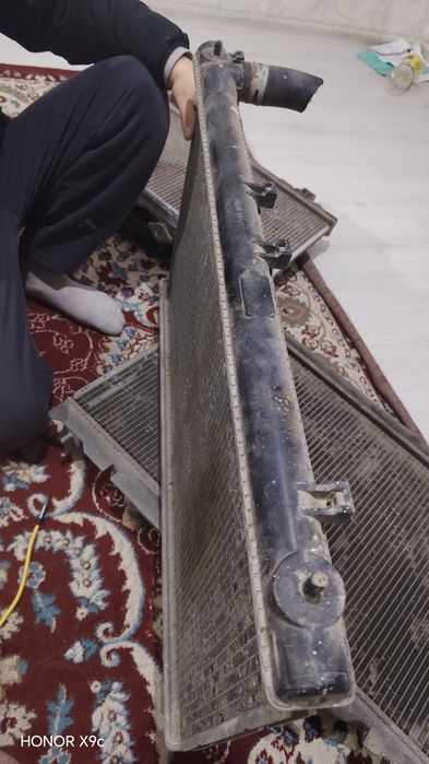 Радиатор  тайота  20.  30