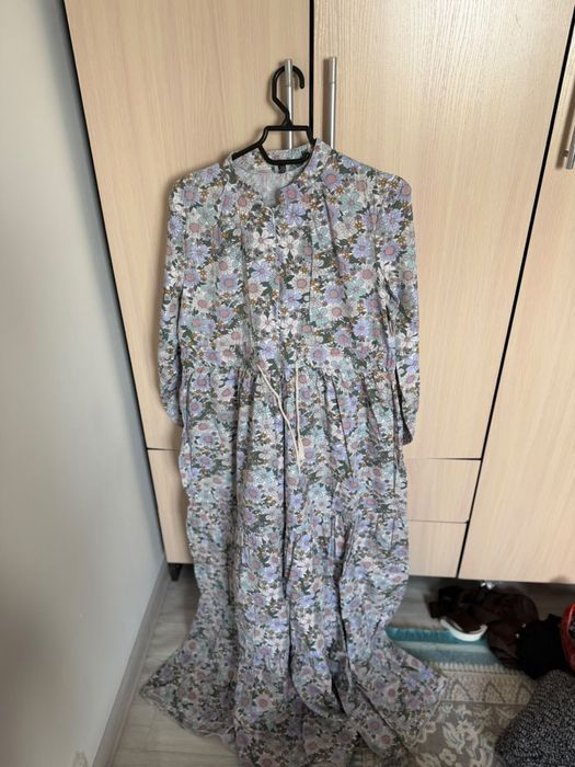Продам женские вещи