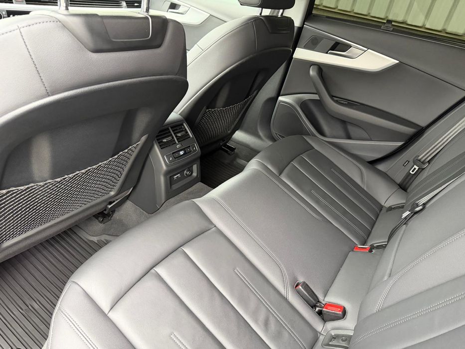 Vand audi A4 full ,Garantie Audi!!