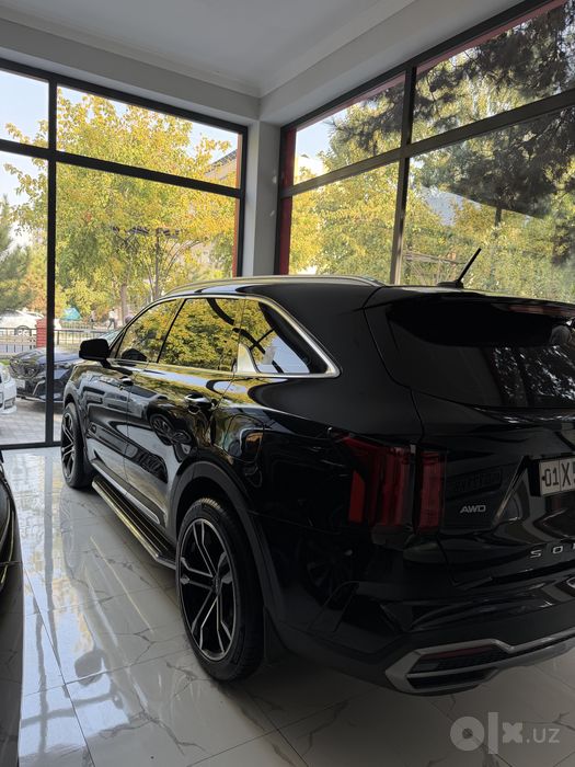 Kia Sorento 2022 Qora toza 7 orindiqli