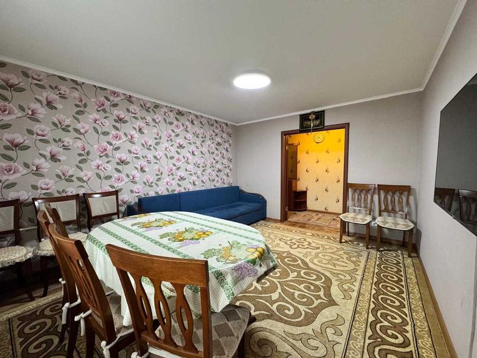 продам 4х комнатную квартиру