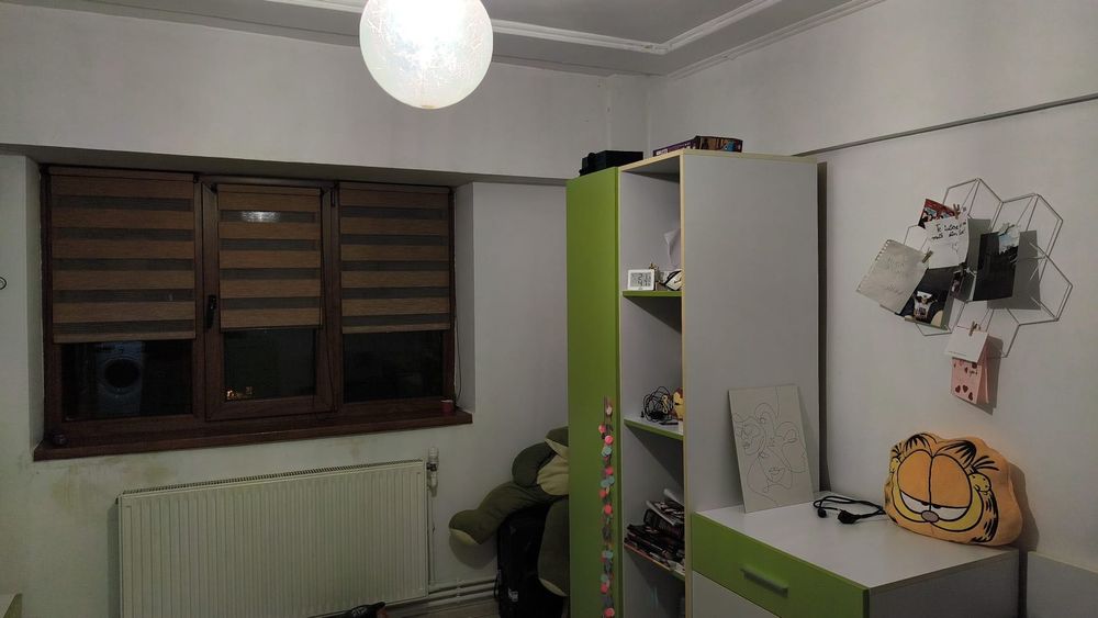 Vând apartament cu două dormitoare decomandate