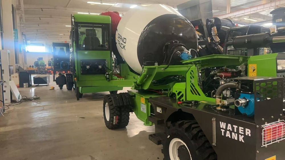 Carmix Karmix betonmeshalka JBC 2 m³