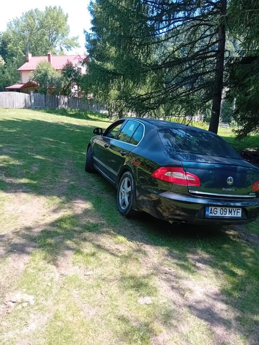 Vând SKODA Superb