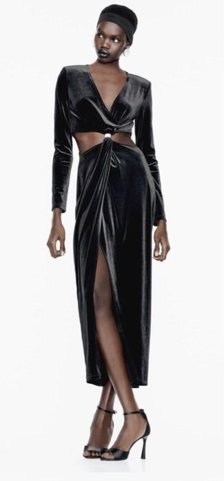 Страхотна кафидена черна рокля