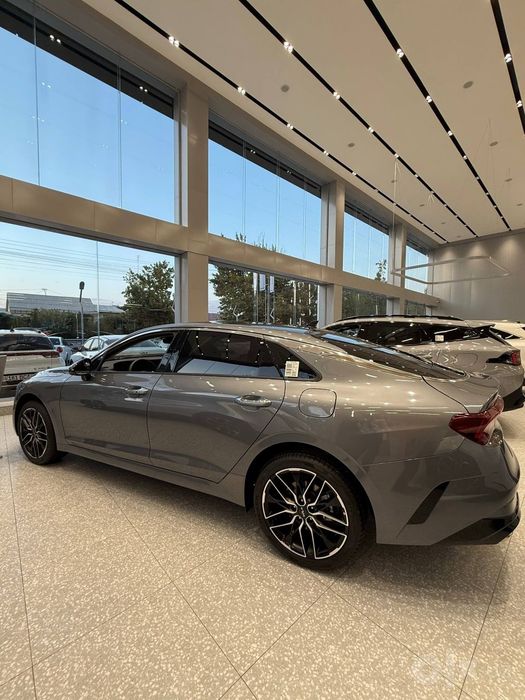 Kia K5 Yangi sotuvda