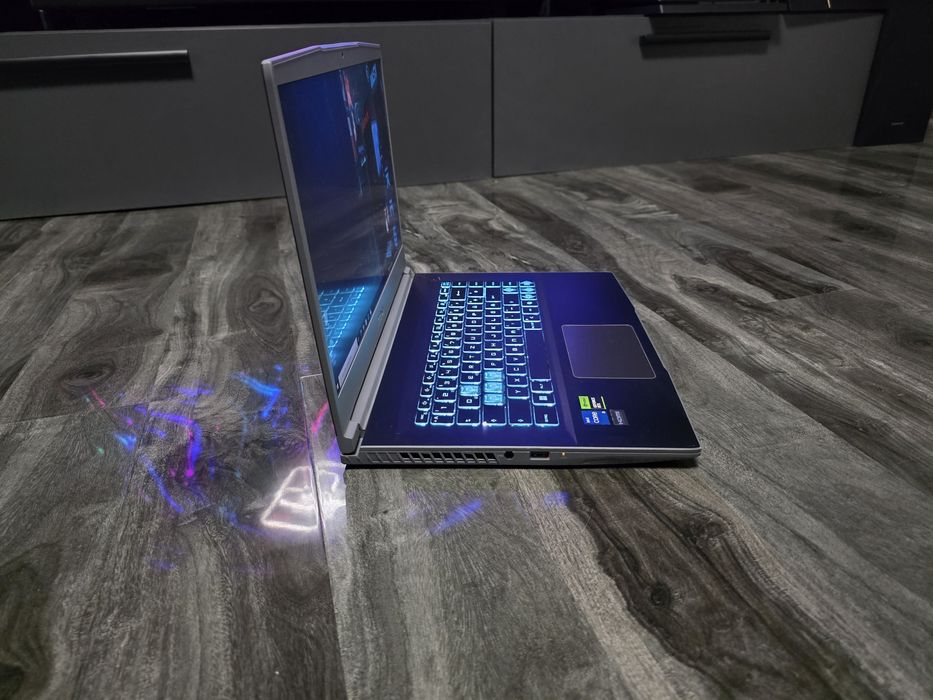 Msi Gaming Cyborg/ Thin RTX 3050 Nou
